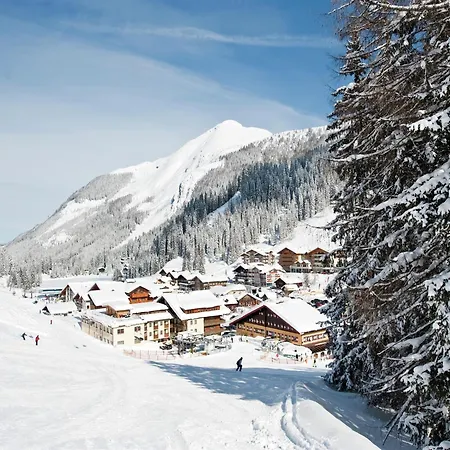 In Altenmarkt Near Slopes, Cleaning Included Altenmarkt im Pongau