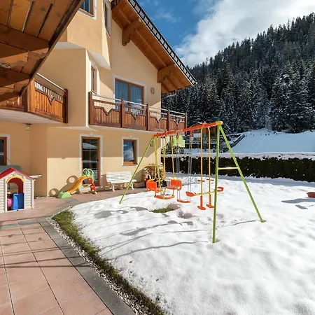 In Altenmarkt Near Slopes, Cleaning Included Apartment Altenmarkt im Pongau